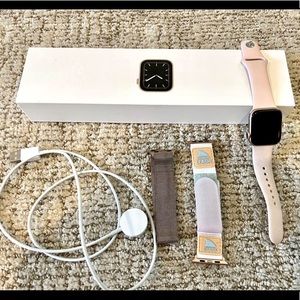 Series 5 Gold Aluminum Case 40MM Apple Watch. Worn twice!